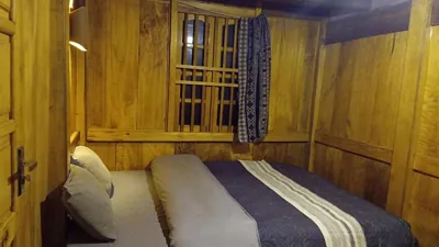 带私人浴室双人间 — Hmong Sister House and Trekking